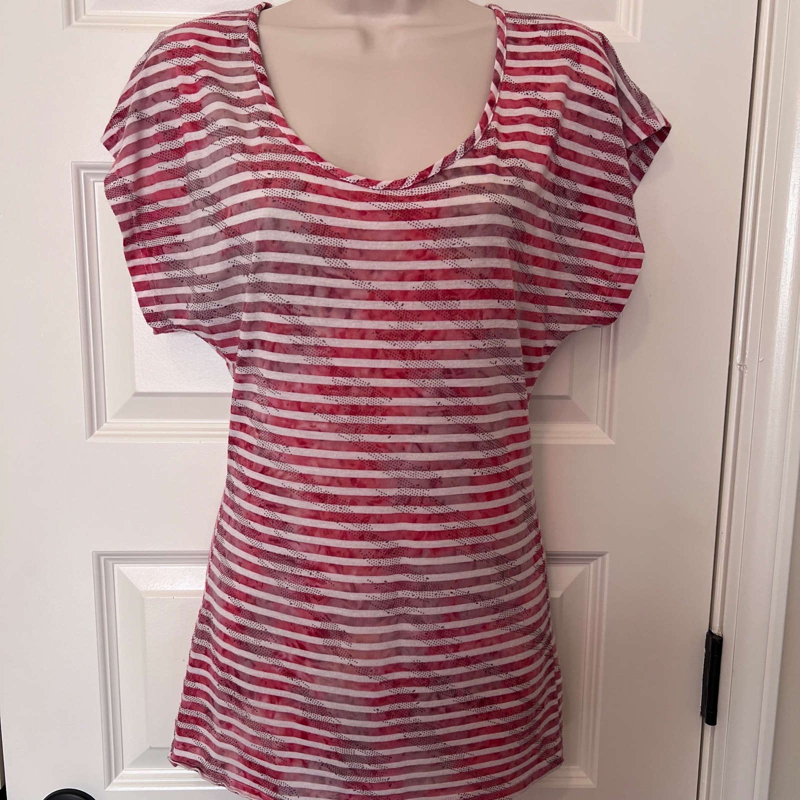 Bke Women’s Metallic Striped Tee, Size Medium